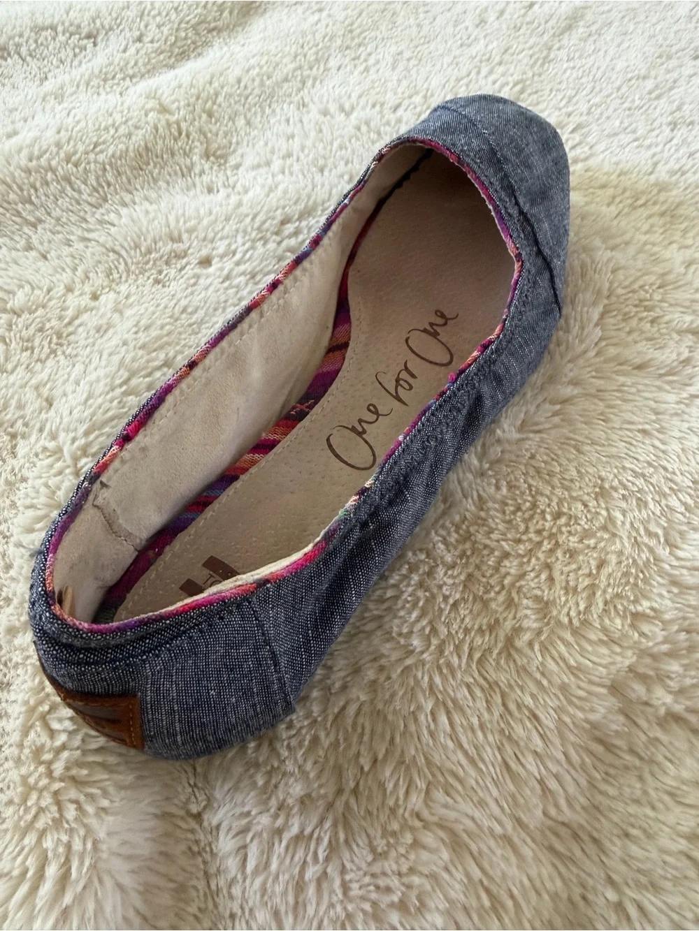 TOMS Alpargata Chambray Slip-On Flats Women’s Size 9 EUC